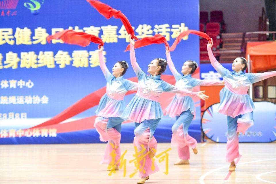 以优美的舞, AHSc