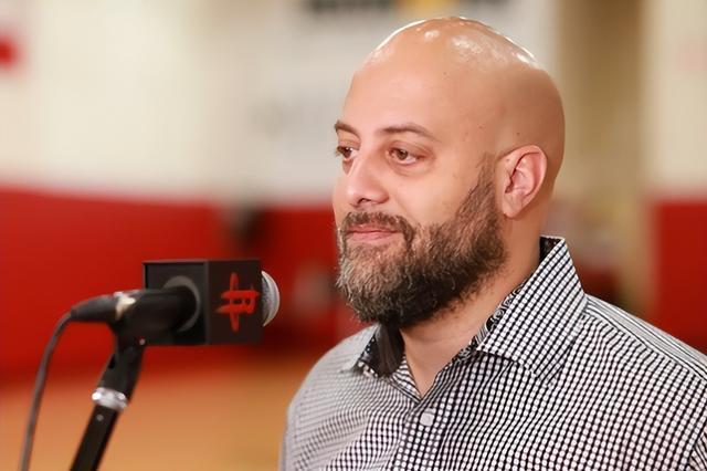 霆队重建的, com